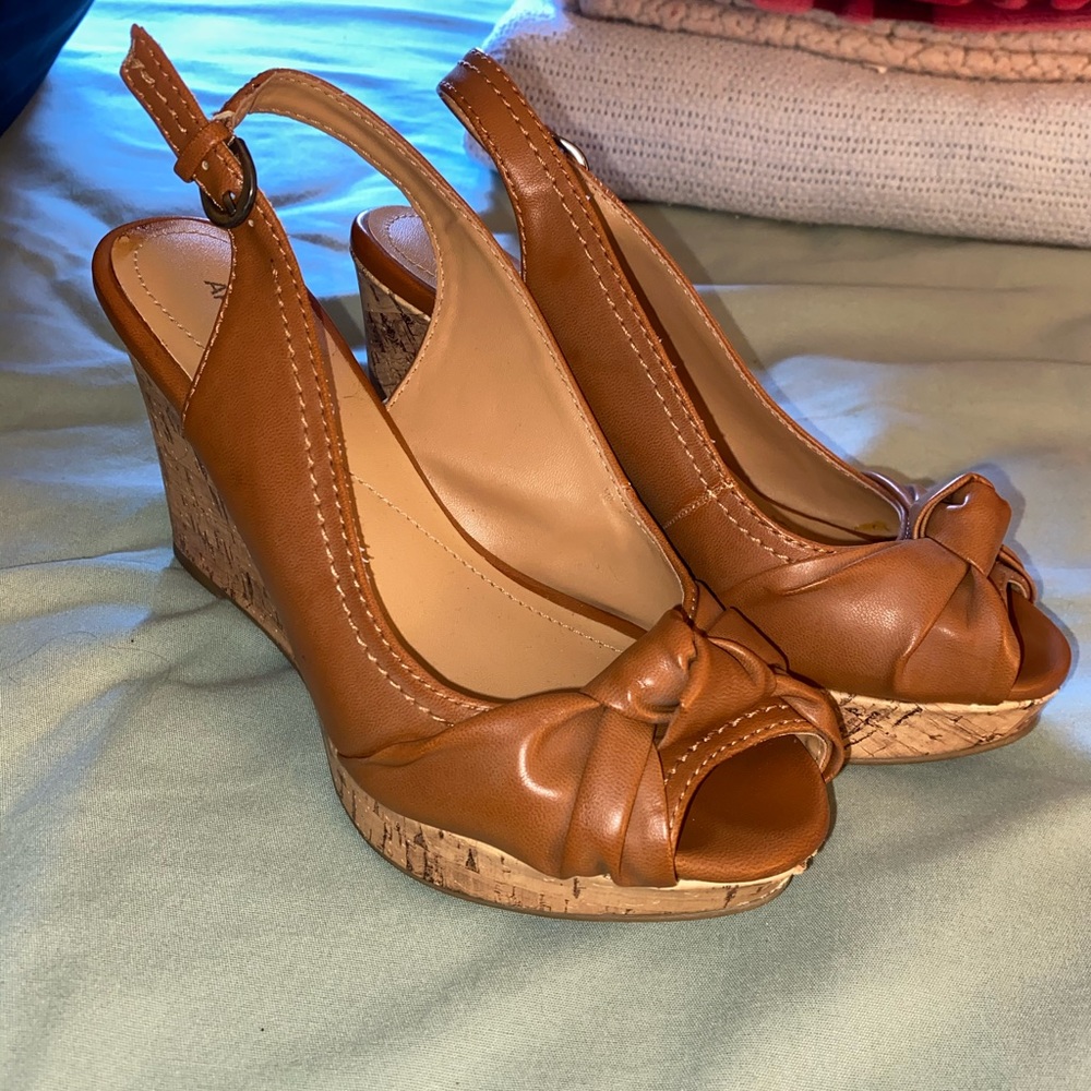 Wedge sandals